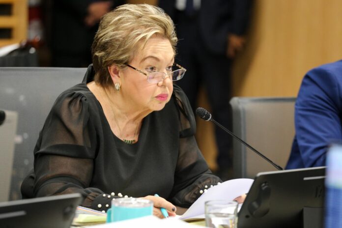 Diputada-Gloria Navas Montero/Foto-Facebook