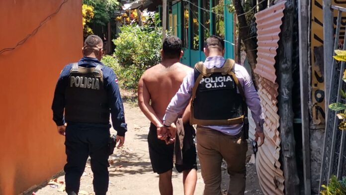 POLICIAS