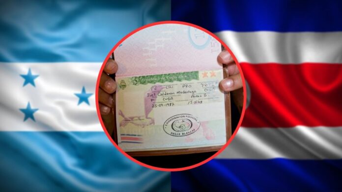 principal_hondurenos_visa_costa_rica Visa y pasaporte sobre las banderas de Honduras y Costa Rica