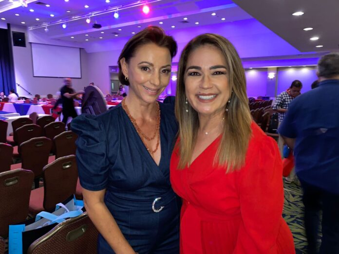 denise echeverria