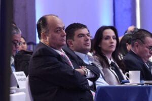 Natalia Díaz CCSS migrantes atención gratuita durante su intervención en el Congreso de Seguridad Social.